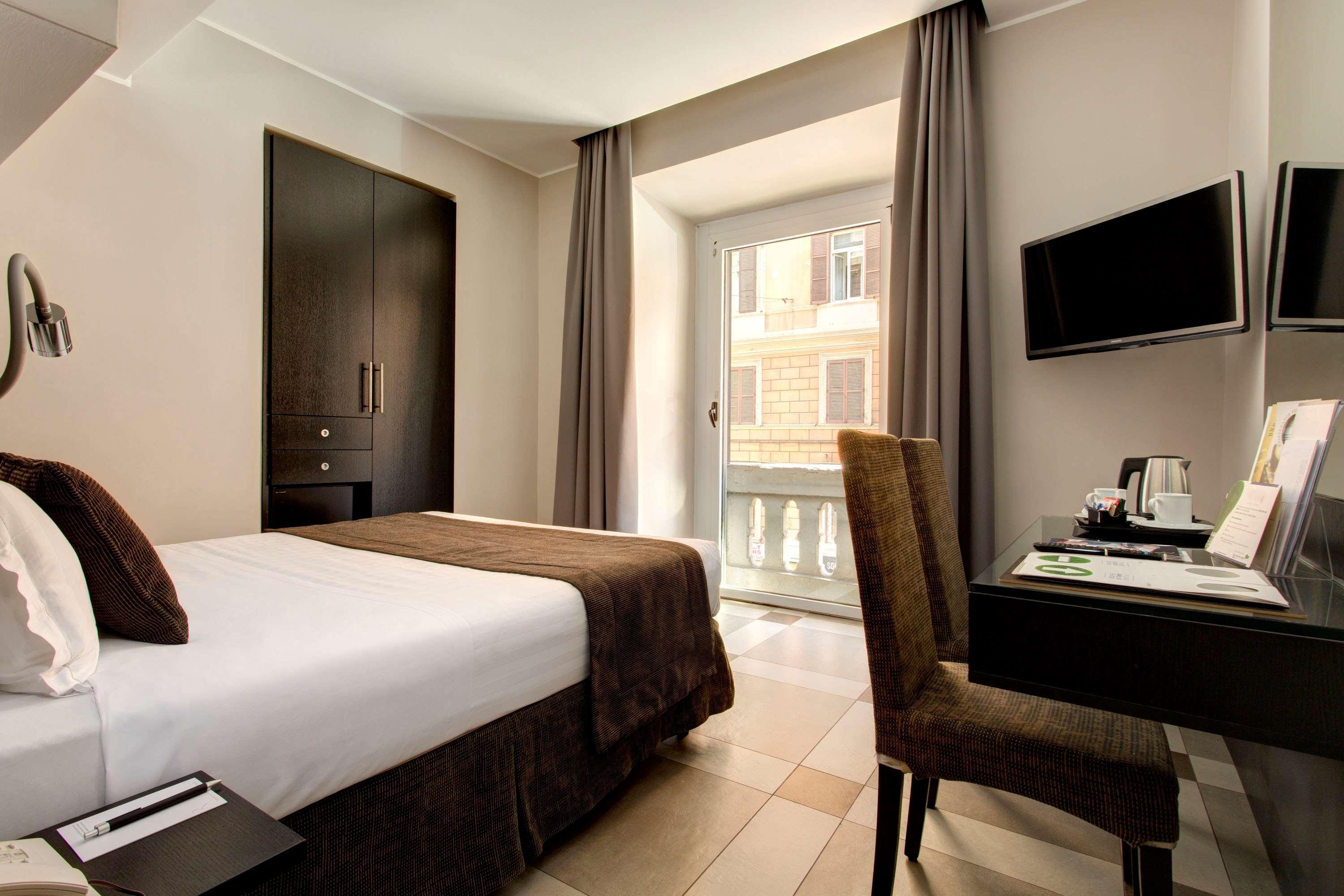 Best Western Plus Hotel Universo Rome Exterior photo
