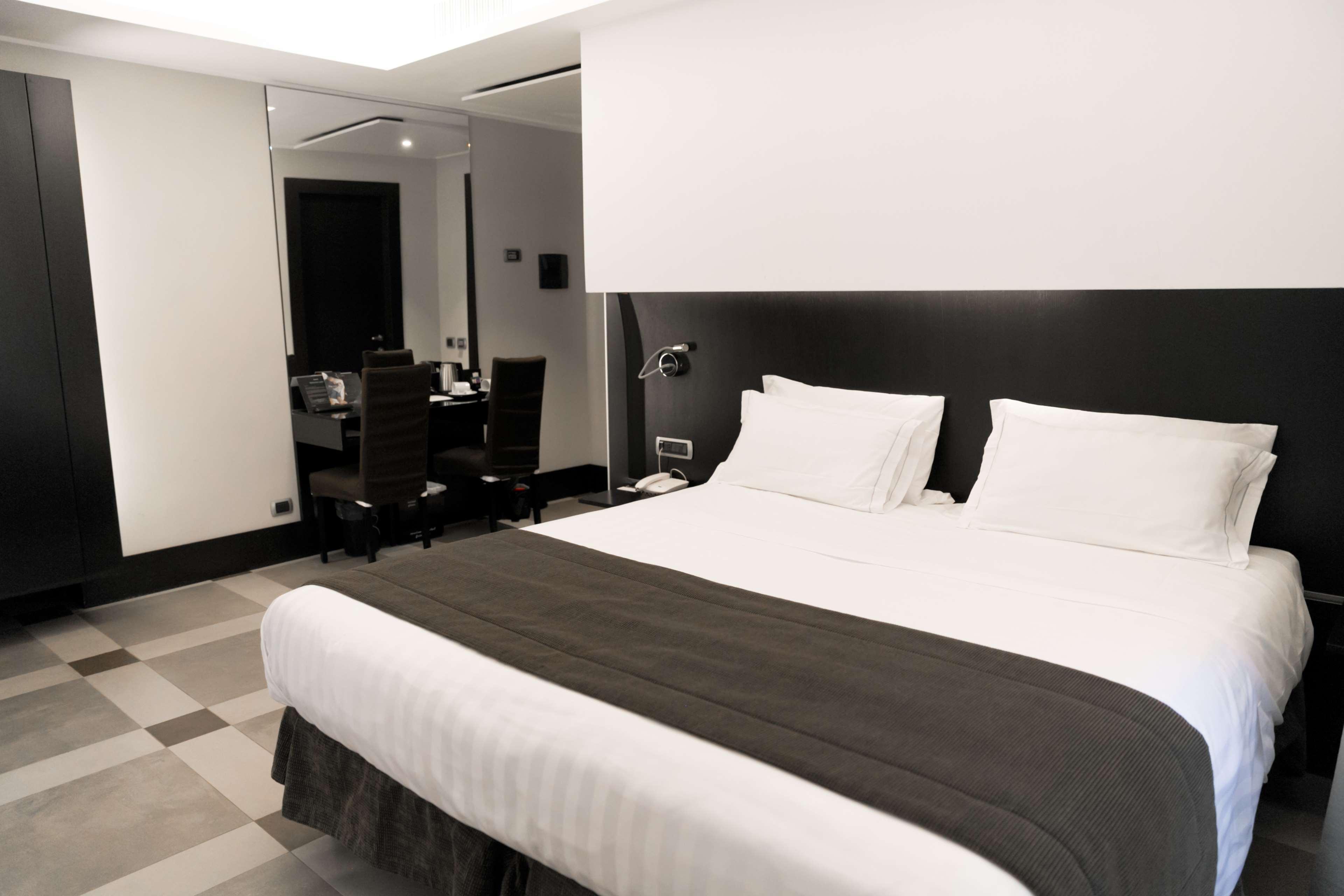 Best Western Plus Hotel Universo Rome Exterior photo