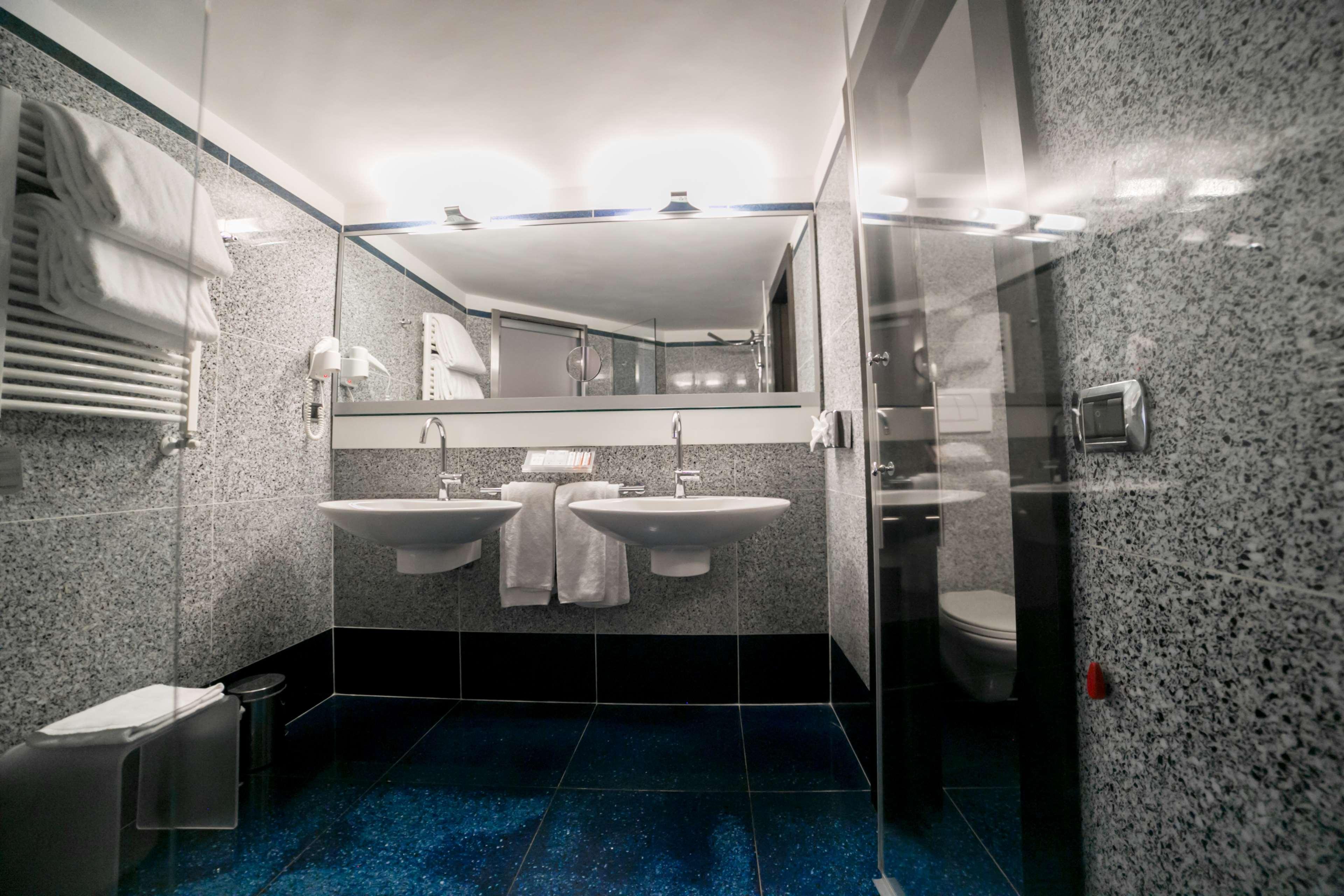 Best Western Plus Hotel Universo Rome Exterior photo