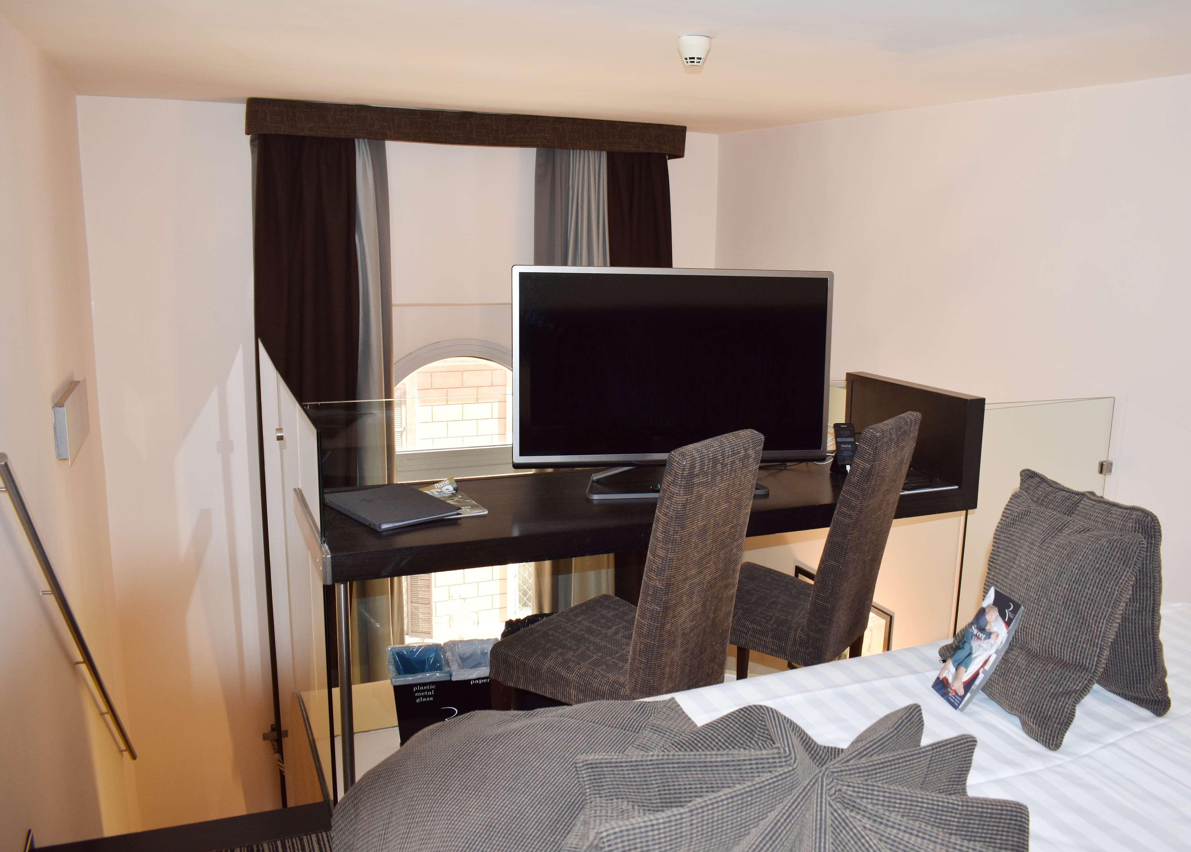 Best Western Plus Hotel Universo Rome Exterior photo