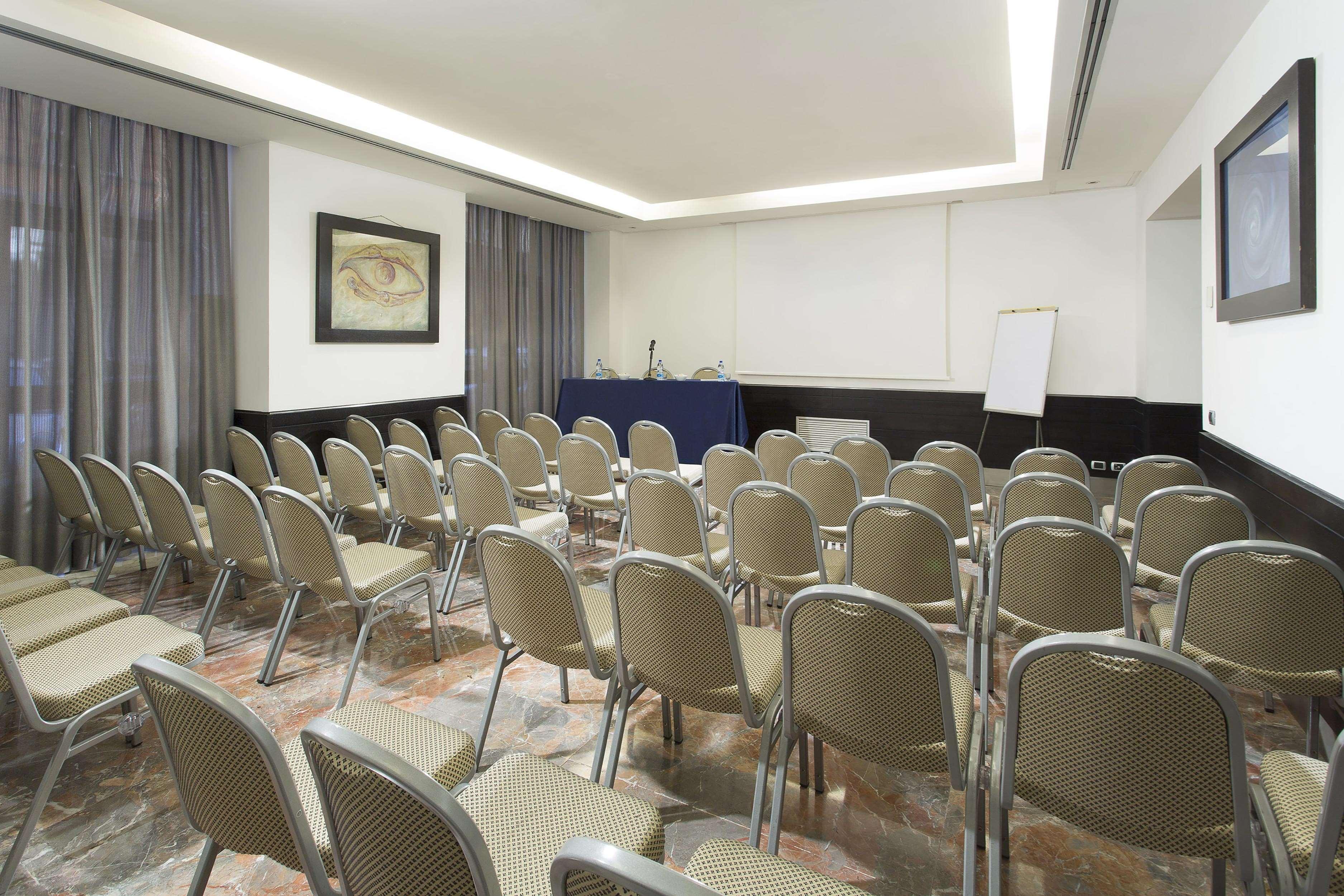 Best Western Plus Hotel Universo Rome Exterior photo