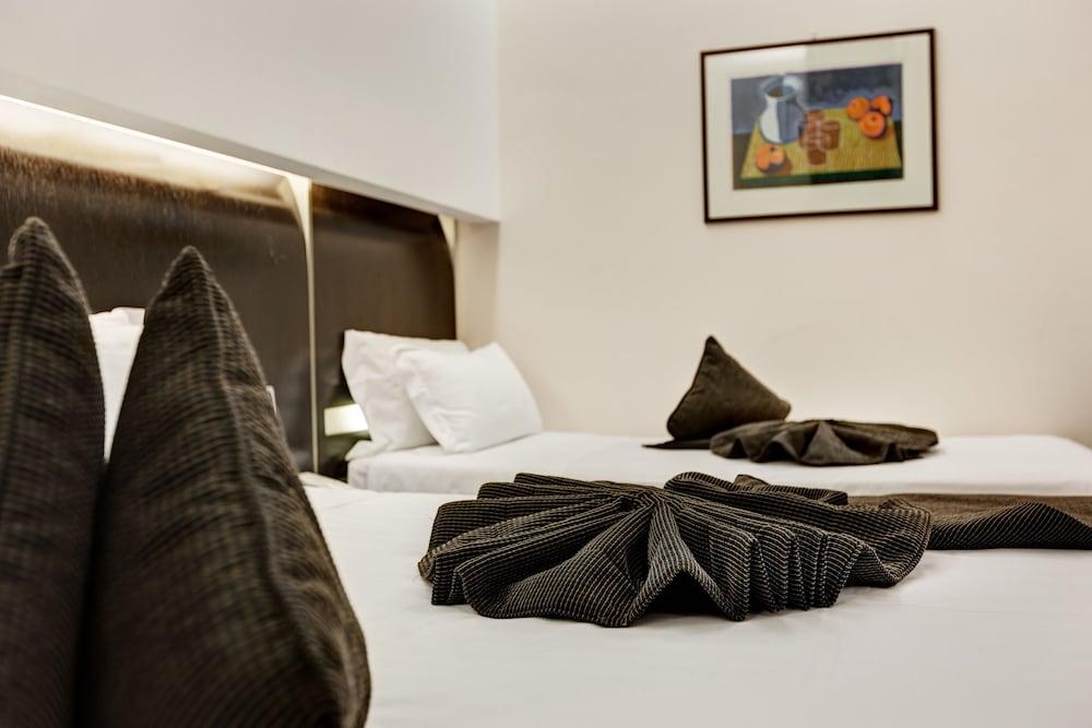 Best Western Plus Hotel Universo Rome Exterior photo